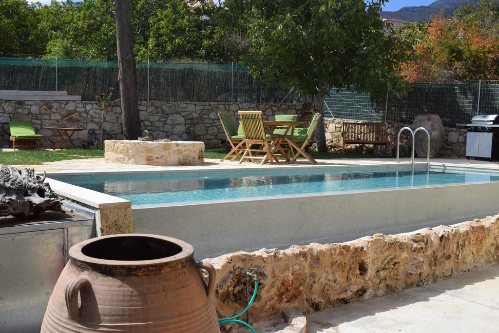 Traditional Stonebuilt Villa Leonanto, Only 5 Km From A Sandy Beach Kástellos Exteriér fotografie